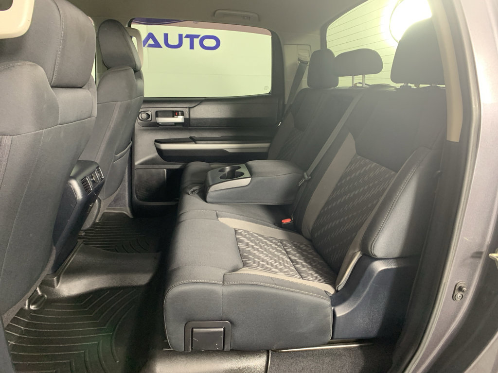 Used 2018 Toyota Tundra SR5 w/ SR5 Upgrade Package AWD/4WD image 31
