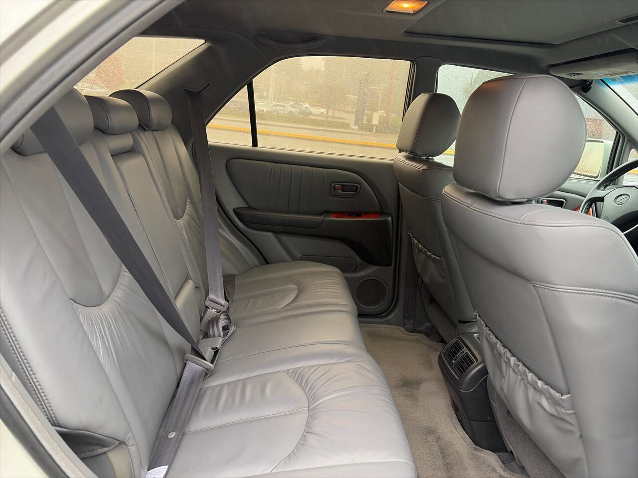 Used 2000 Lexus RX 300 4WD image 24
