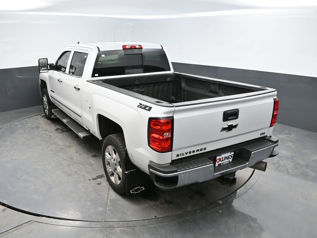 Used 2019 Chevrolet Silverado 2500 LTZ w/ LTZ Plus Package image 25