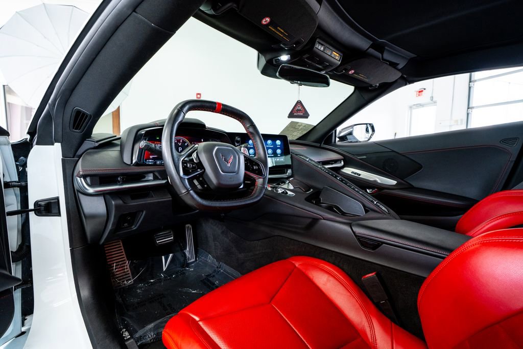 Used 2022 Chevrolet Corvette Stingray Coupe w/ Z51 Performance Package image 37