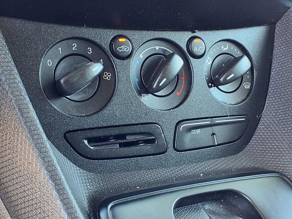 Used 2016 Ford Transit Connect XL image 9