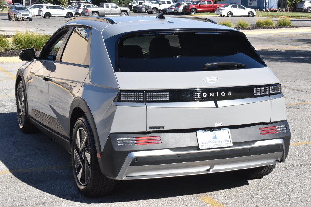 Used 2025 Hyundai Ioniq 5 SEL RWD image 10
