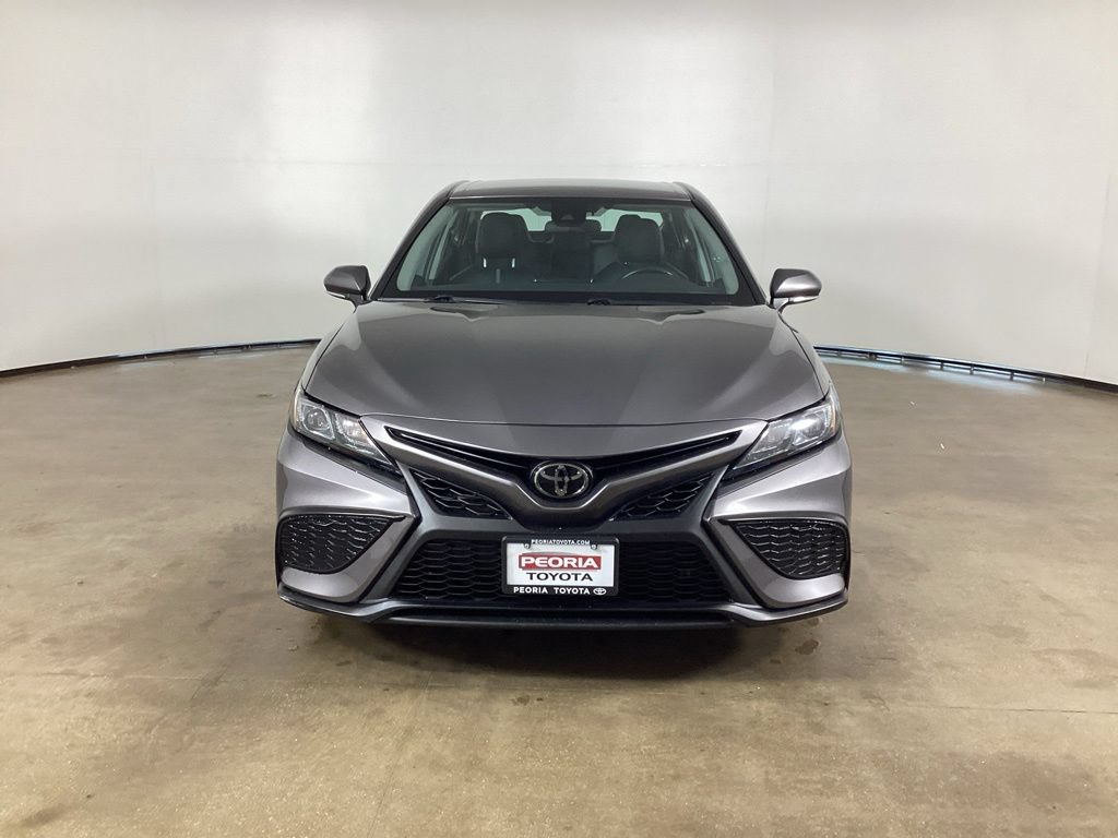 Used 2023 Toyota Camry SE AWD/4WD image 2
