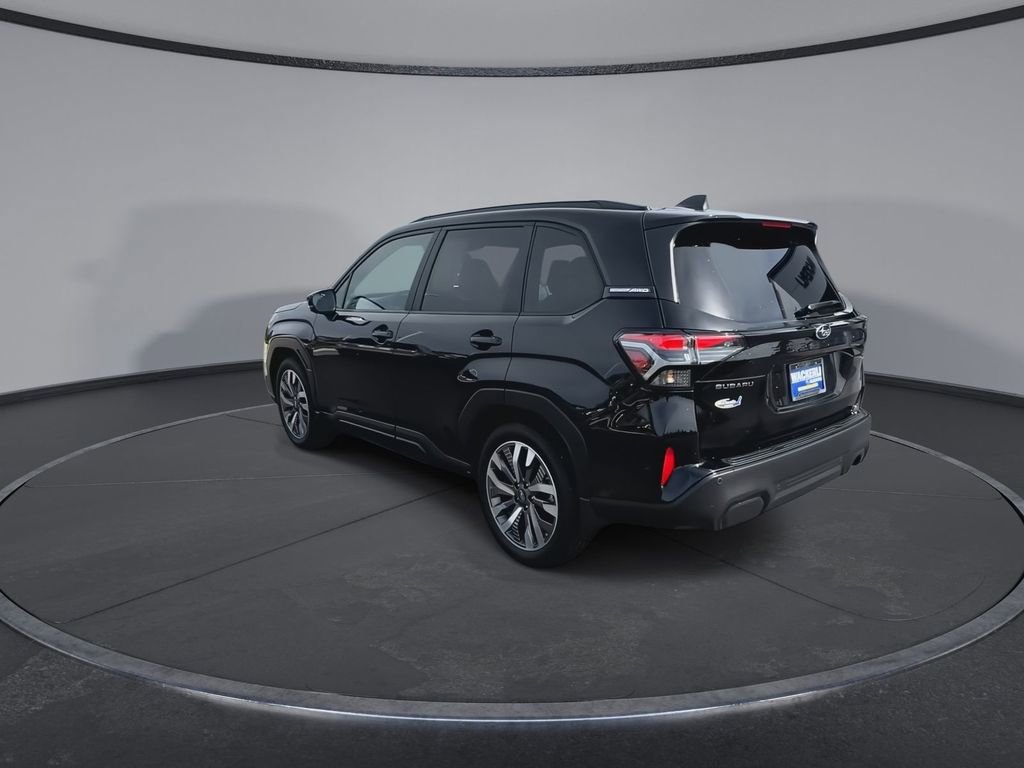 Used 2025 Subaru Forester Touring image 7