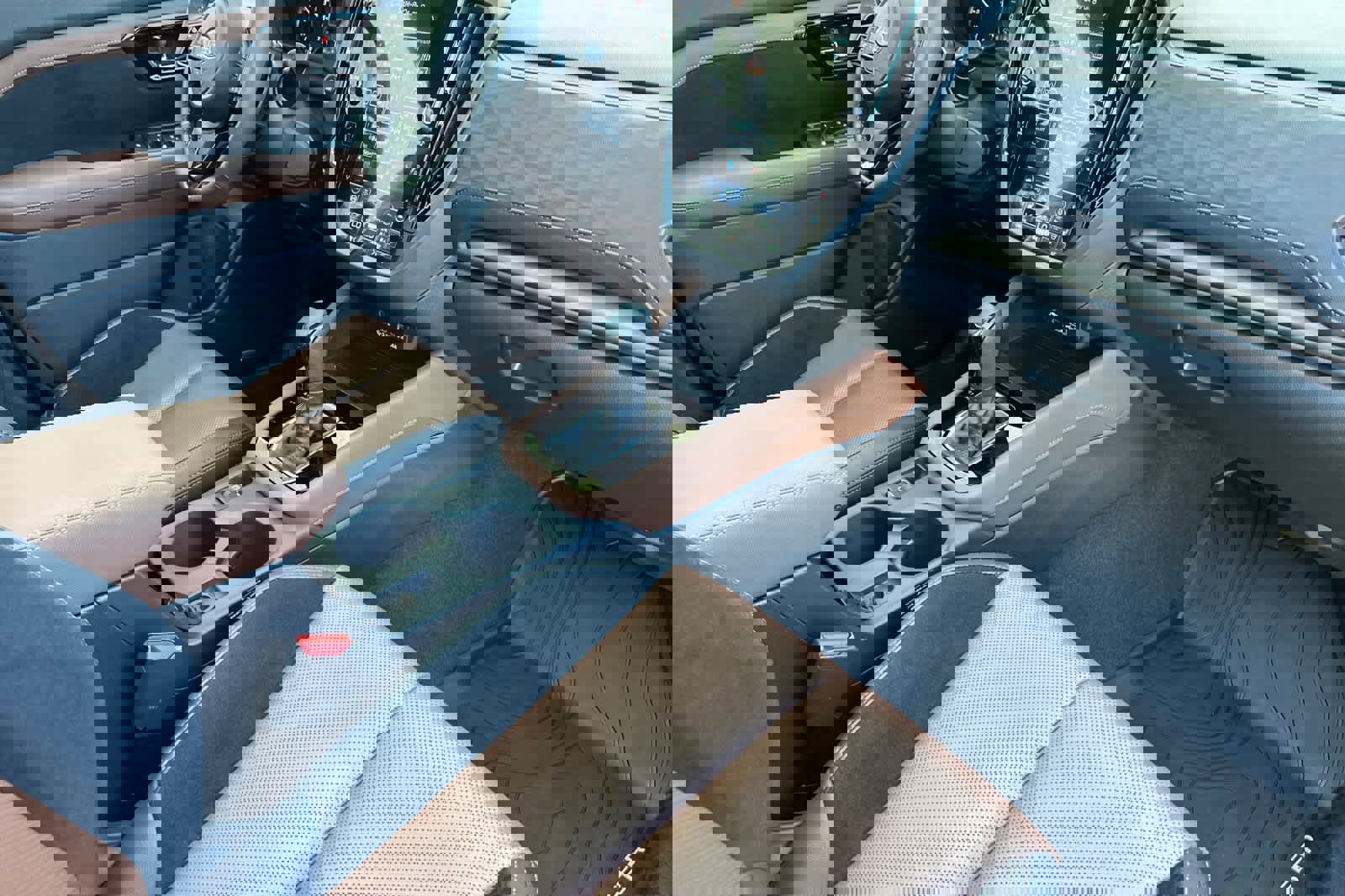 Used 2025 Subaru Forester Touring w/ Popular Package - Touring image 15