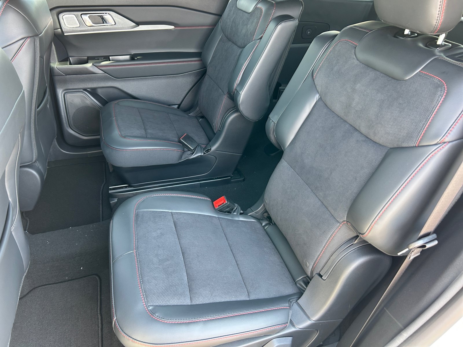 New 2026 Ford Explorer ST w/ Sun And Sound Package AWD/4WD image 17