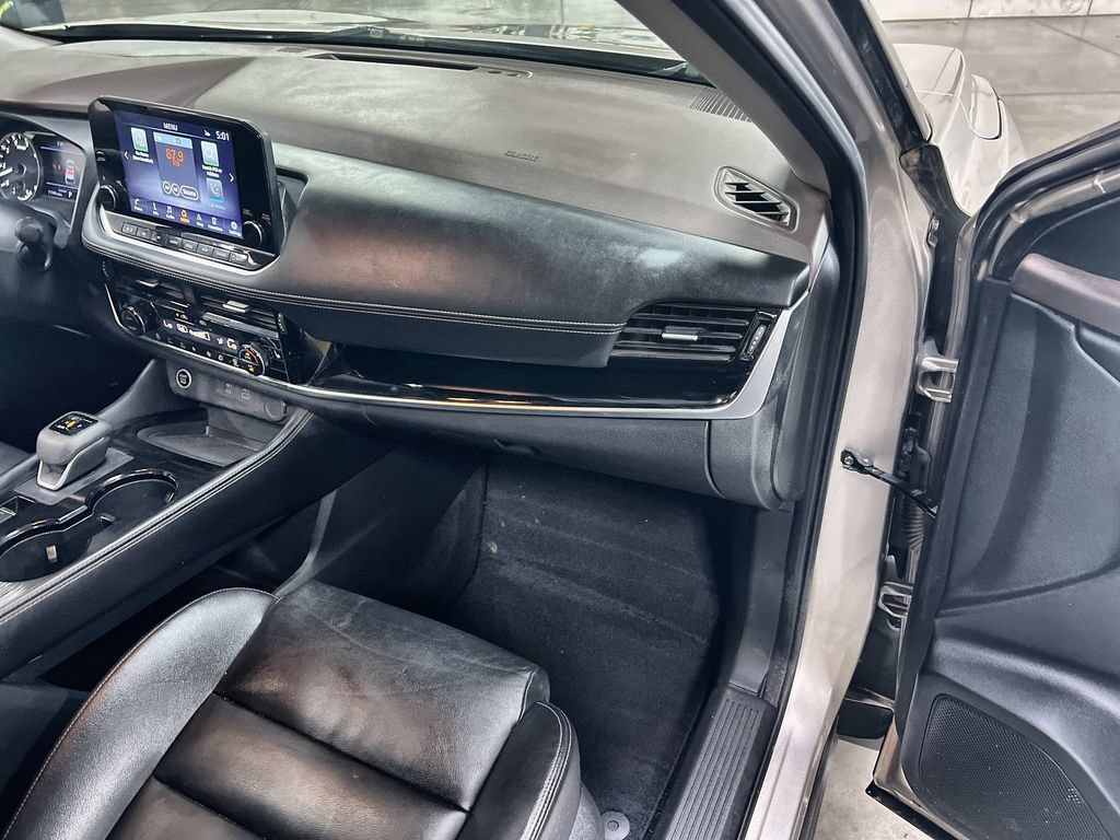 Used 2023 Nissan Rogue SL w/ SL Premium Package FWD image 29