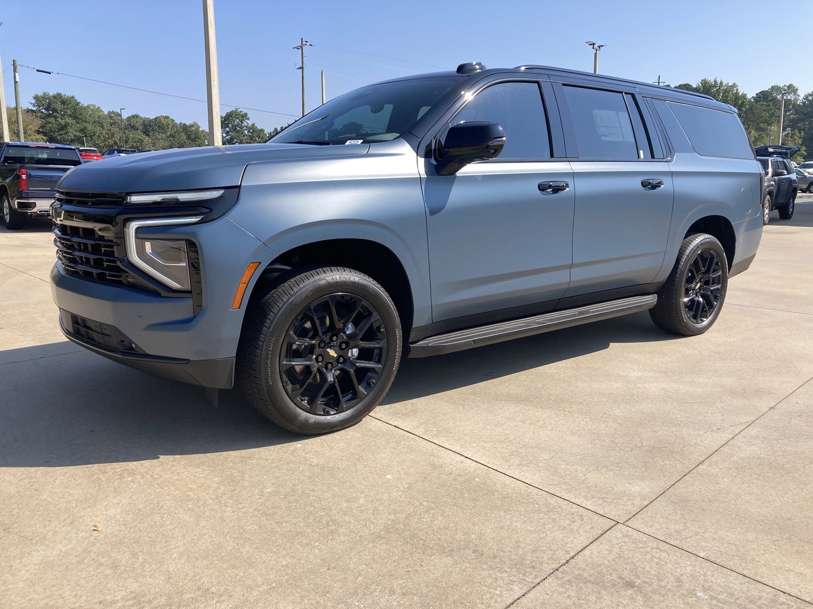 New 2025 Chevrolet Suburban RST w/ Advanced Technology Package image 1