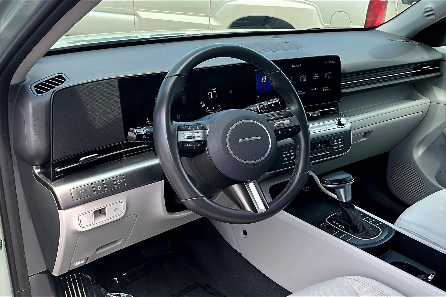 Used 2025 Hyundai Kona SEL AWD/4WD image 13