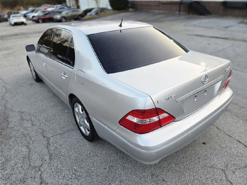 Used 2004 Lexus LS 430 image 7