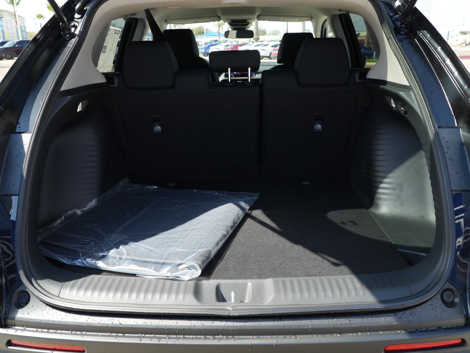 New 2026 Honda HR-V LX image 8