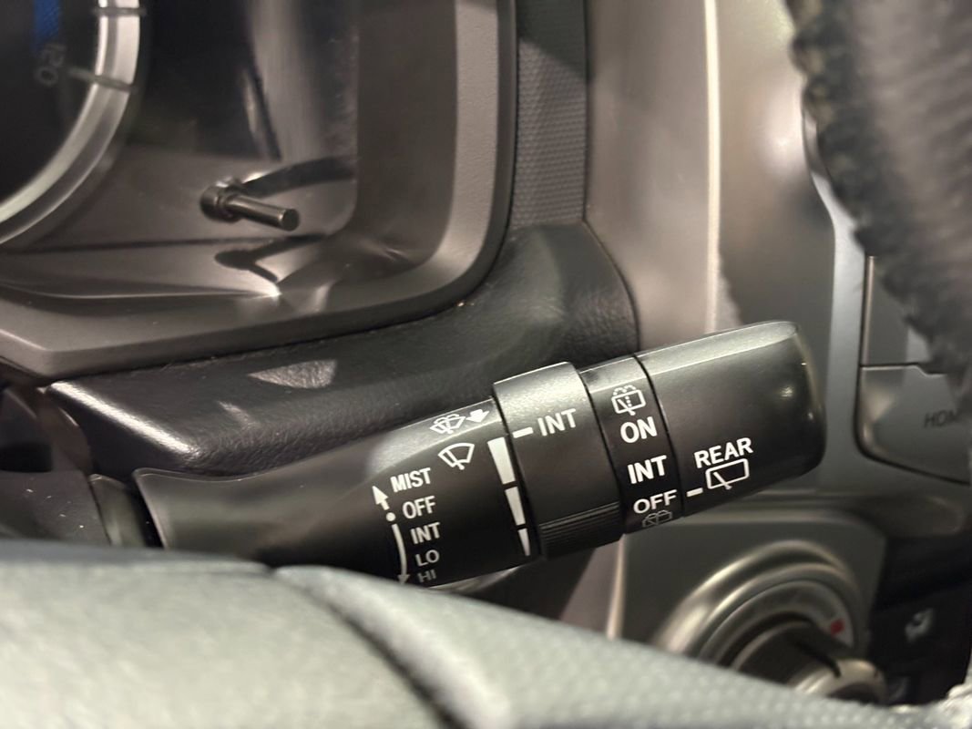 Used 2017 Toyota 4Runner Limited w/ Four Season Floor Mat Package image 16