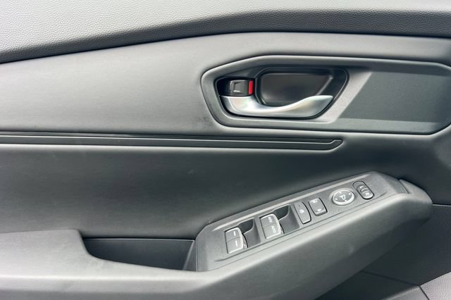 Used 2025 Honda Accord SE image 11