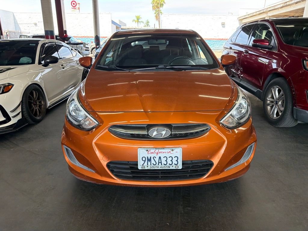Used 2016 Hyundai Accent SE FWD image 2