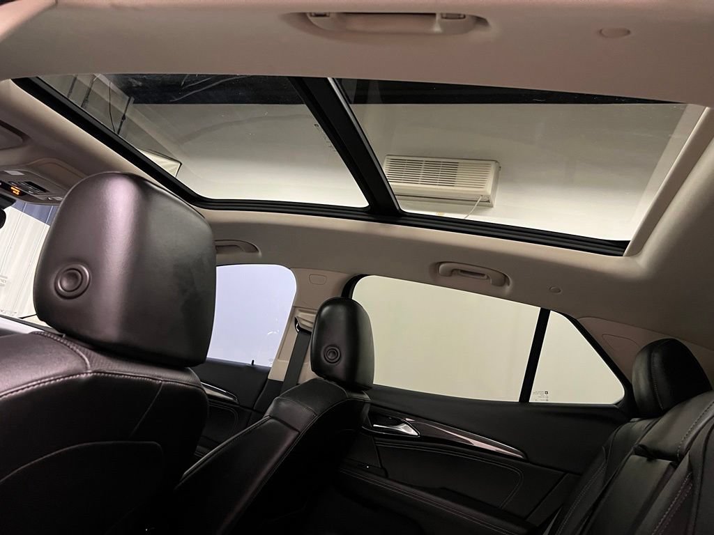 Certified 2021 Buick Envision Essence w/ Sport Touring Package AWD/4WD image 38
