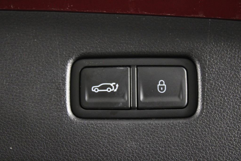 Used 2022 Genesis GV70 3.5T Sport w/ Sport Prestige Package image 16