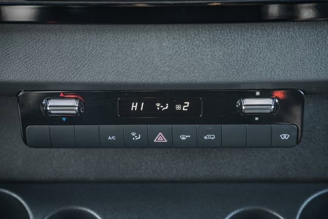 Used 2025 Mercedes-Benz Sprinter 2500 image 21