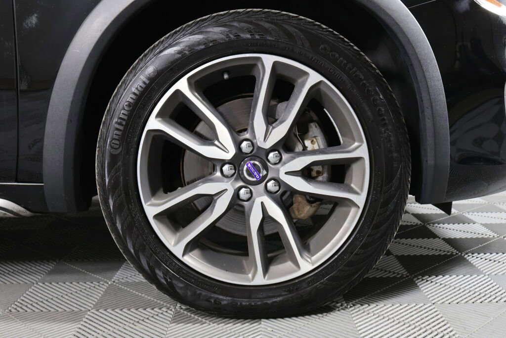 Used 2016 Volvo V60 T5 Cross Country Platinum image 6