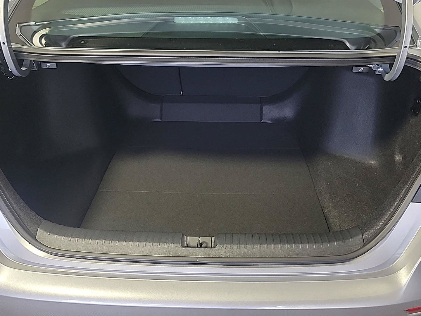 Certified 2026 Honda Accord SE image 7
