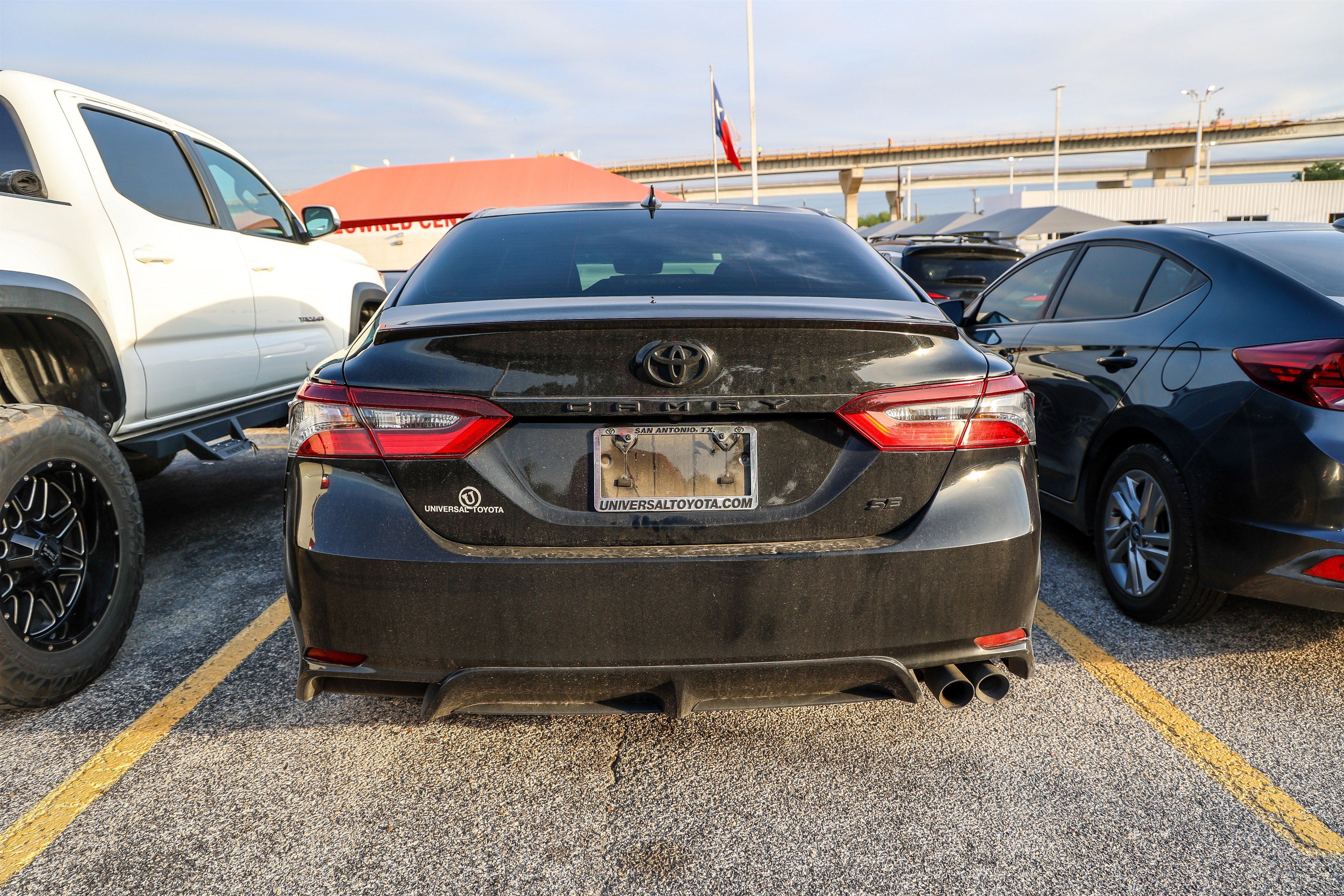 Certified 2024 Toyota Camry SE FWD image 9