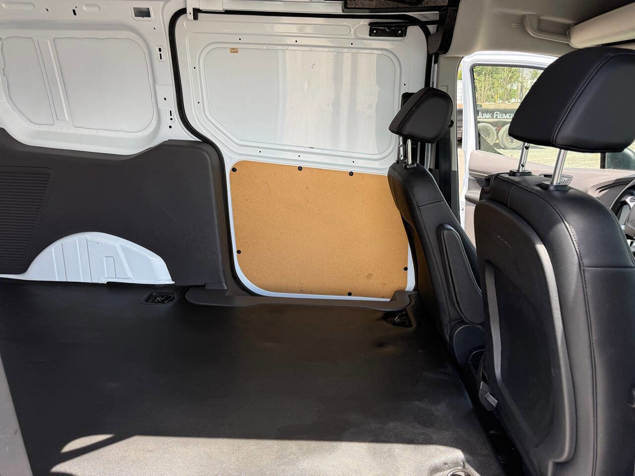 Used 2020 Ford Transit Connect XL FWD image 24