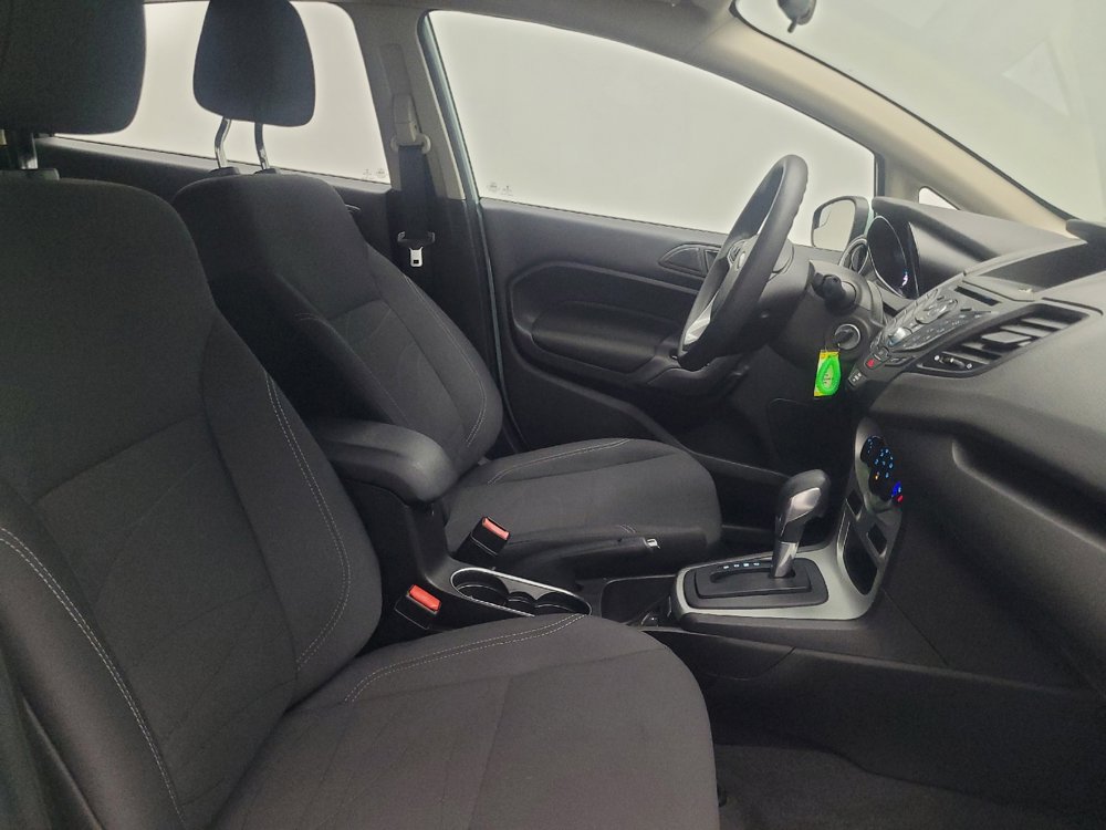 Used 2019 Ford Fiesta SE image 21