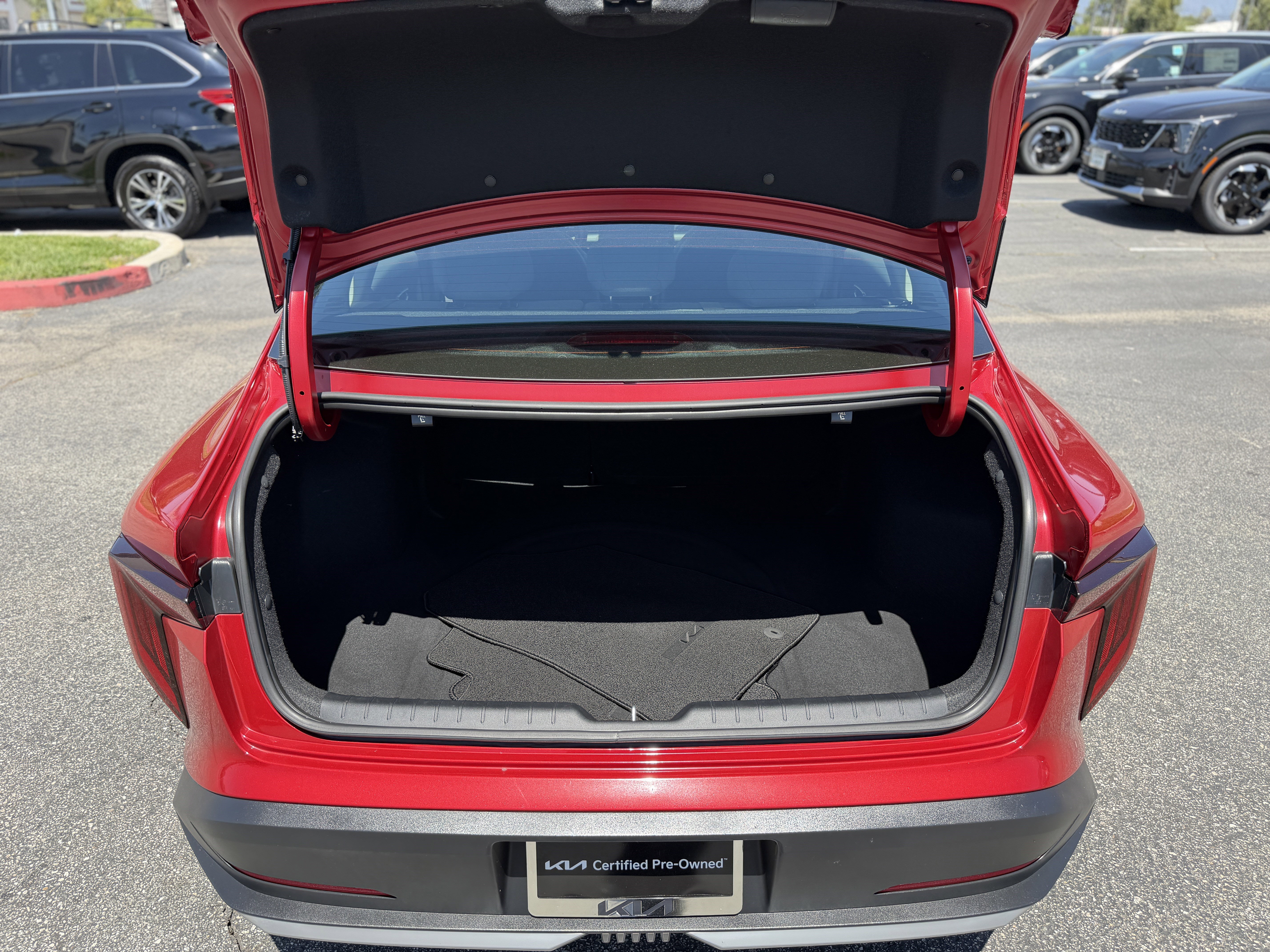 Certified 2025 Kia K4 EX FWD image 10