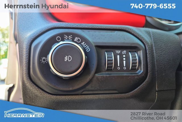 Used 2019 Jeep Wrangler Unlimited Rubicon w/ Dual Top Group image 18