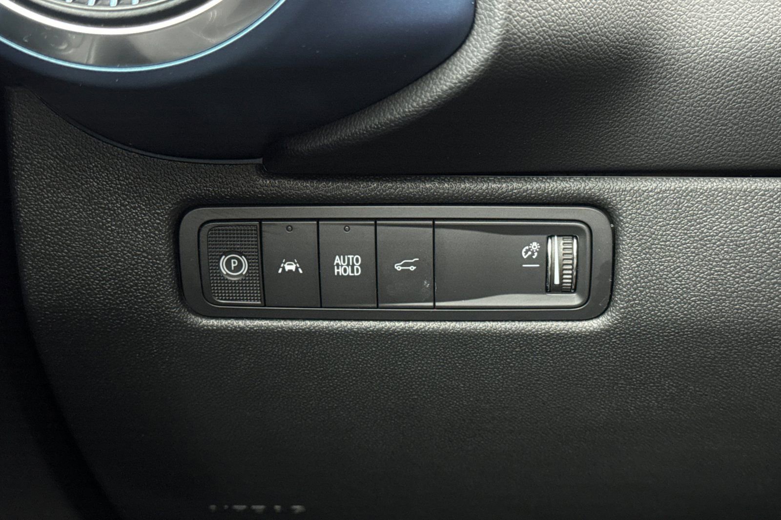 Used 2025 Chevrolet Equinox EV LT w/ Convenience Package FWD image 39