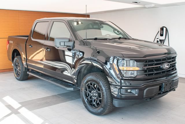 Used 2024 Ford F150 XLT w/ XLT Black Appearance Package AWD/4WD image 5