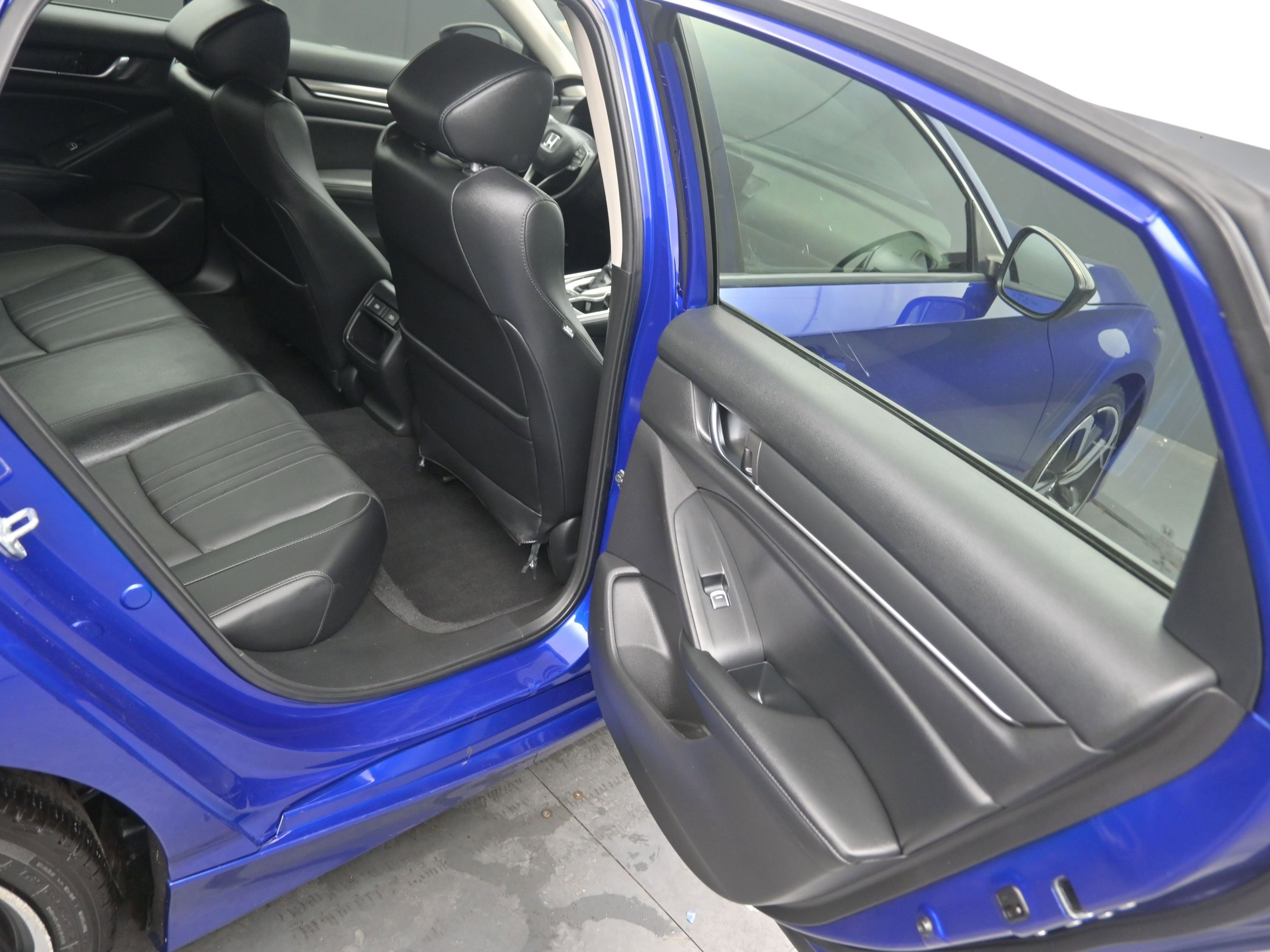 Used 2022 Honda Accord Sport Special Edition image 12