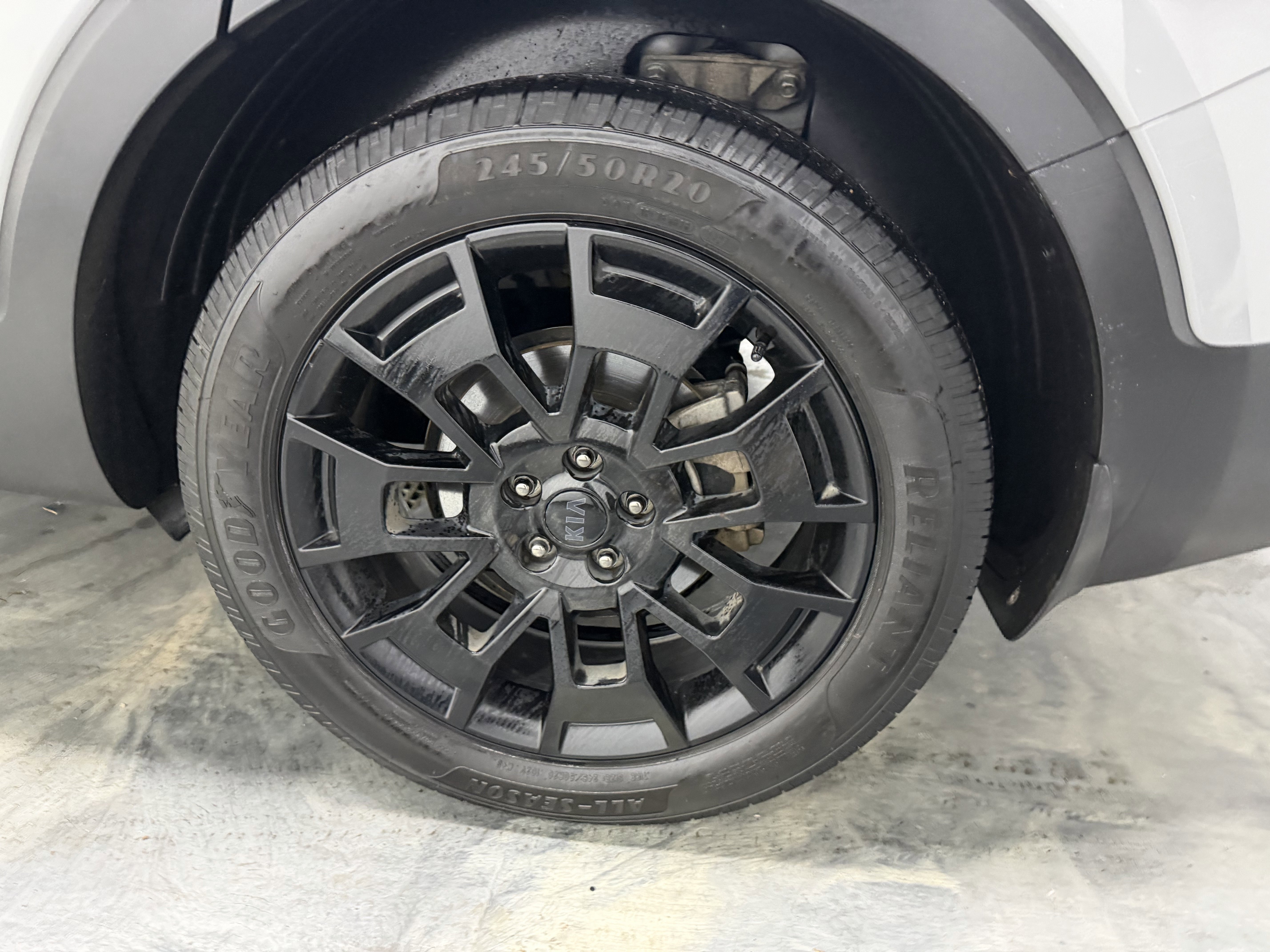 Used 2021 Kia Telluride SX w/ SX Prestige Package image 30