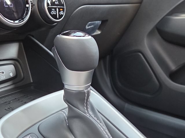 New 2026 Hyundai Venue SEL FWD image 17