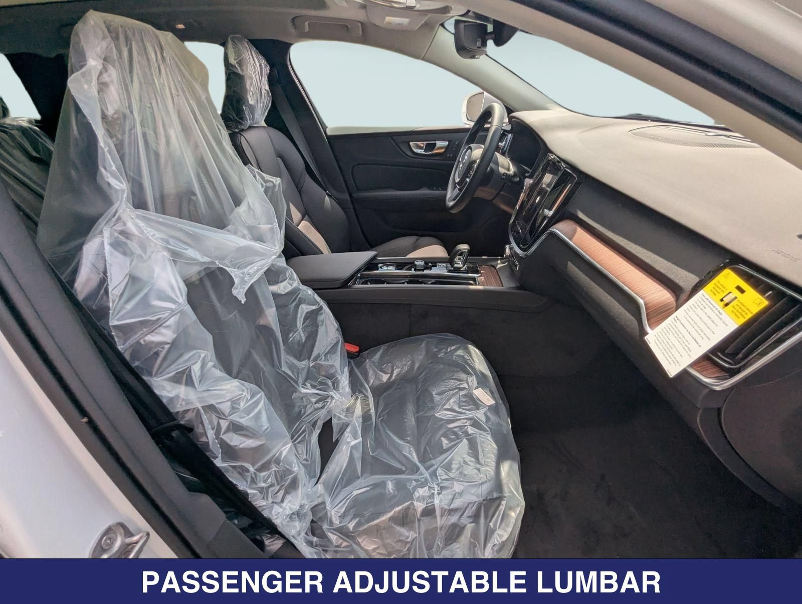 Certified 2026 Volvo V60 B5 Cross Country Plus w/ Protection Package Premier AWD/4WD image 23