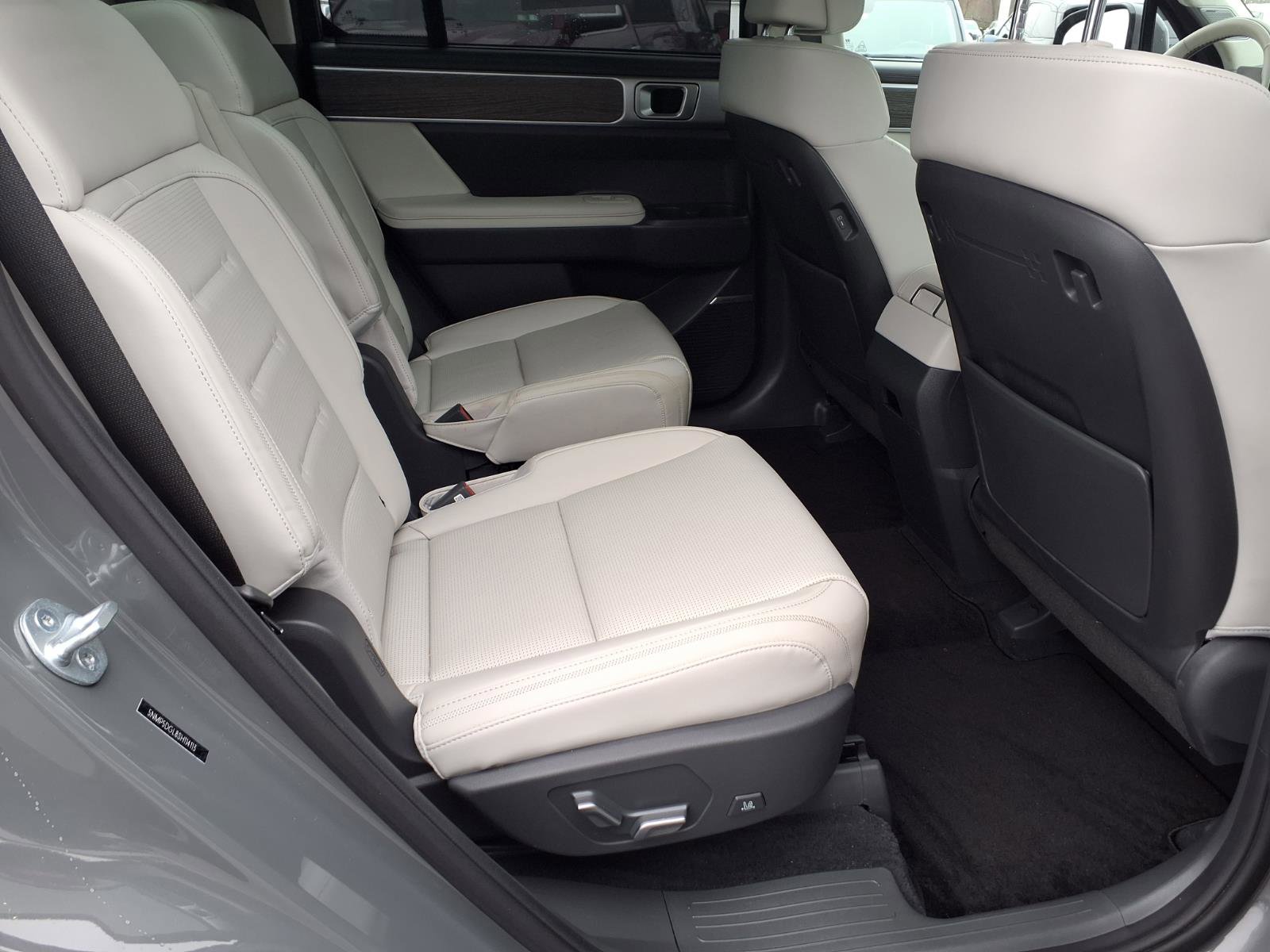 Used 2025 Hyundai Santa Fe Calligraphy AWD/4WD image 14