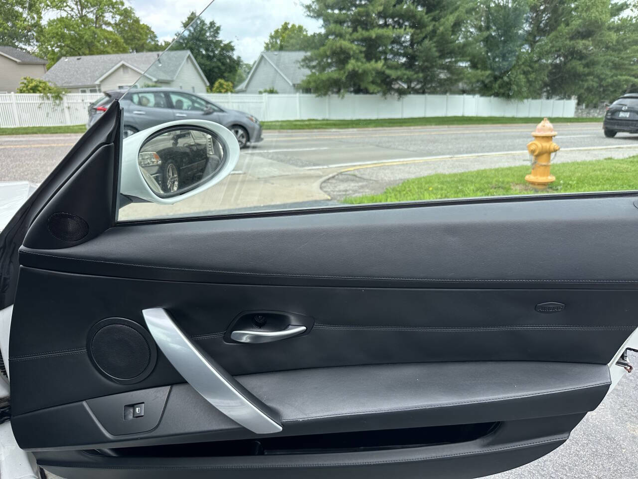 Used 2008 BMW M Roadster Base 2dr Convertible image 11