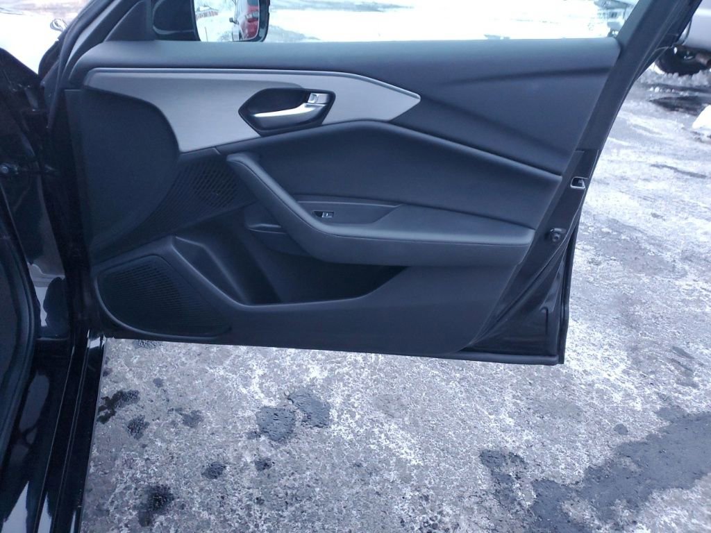 Used 2023 Acura TLX image 30