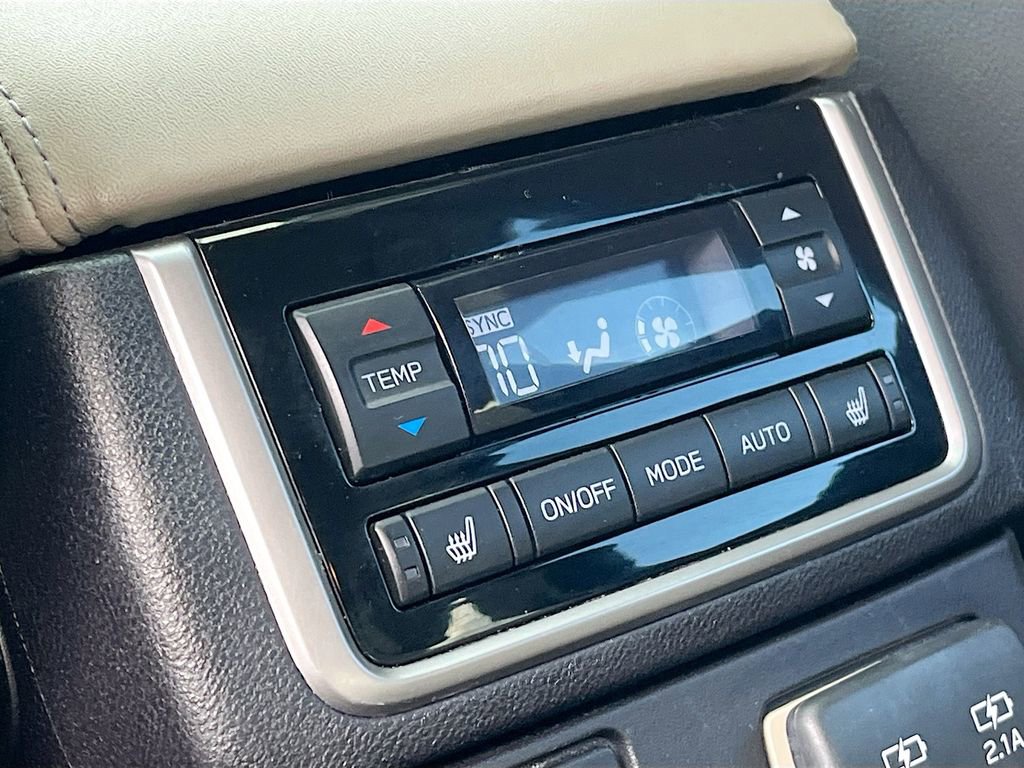 Used 2022 Subaru Ascent Limited w/ Technology Package image 25