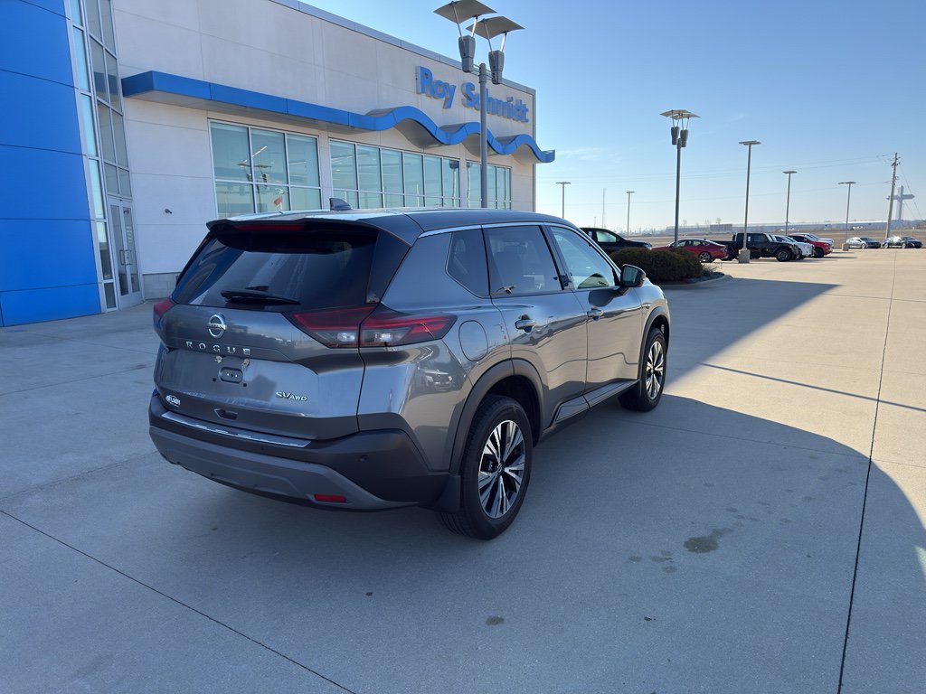Used 2021 Nissan Rogue SV AWD/4WD image 5