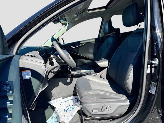 Used 2023 Kia Niro EX Touring image 24