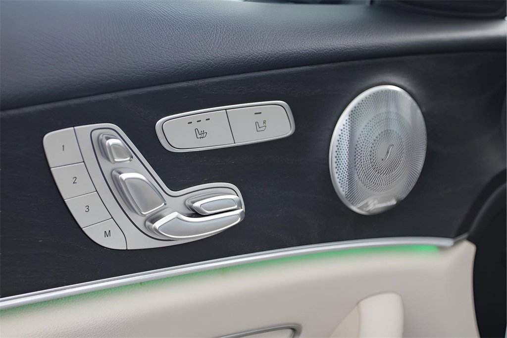 Used 2017 Mercedes-Benz E 300 4MATIC image 20