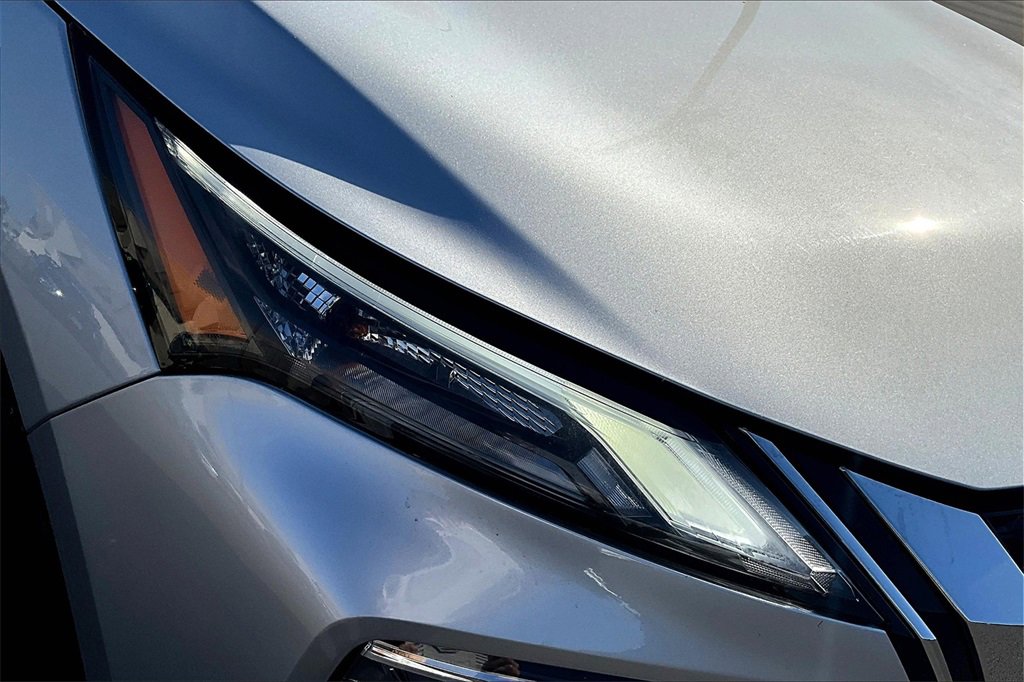 Used 2021 Nissan Rogue SV image 28