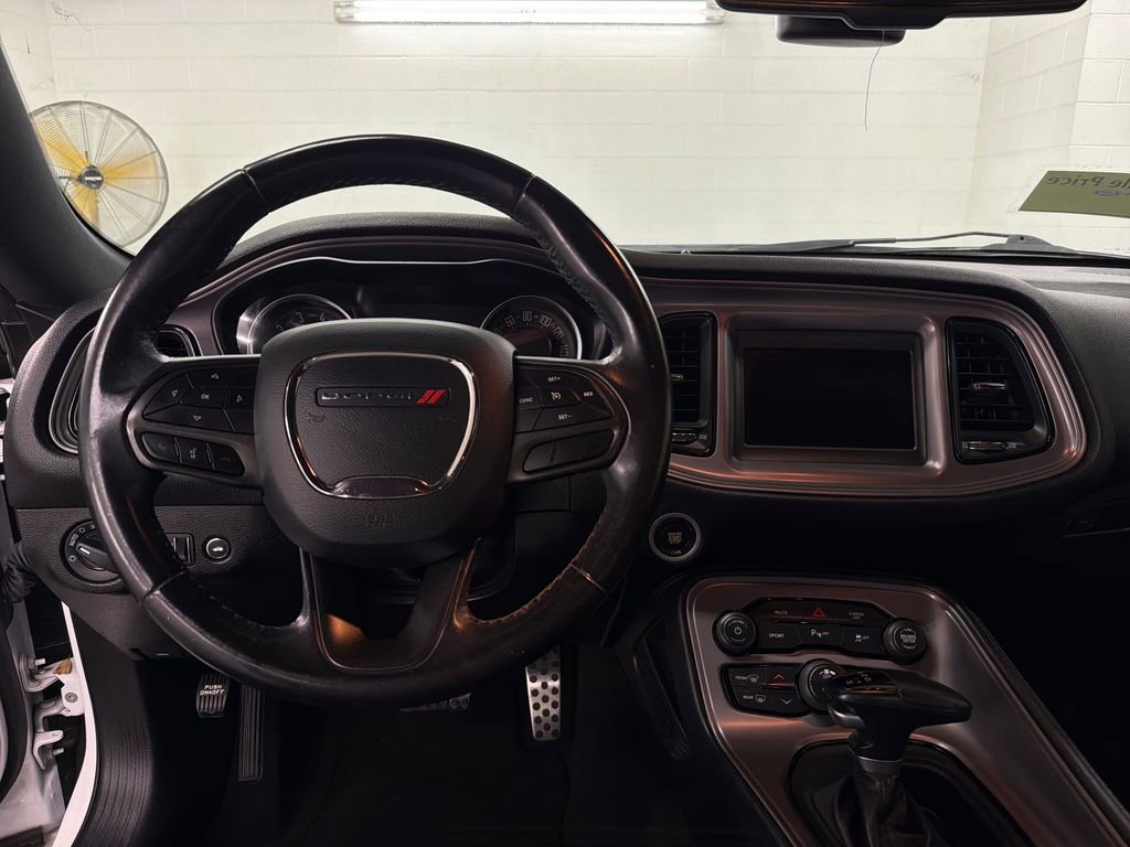 Used 2023 Dodge Challenger GT image 9