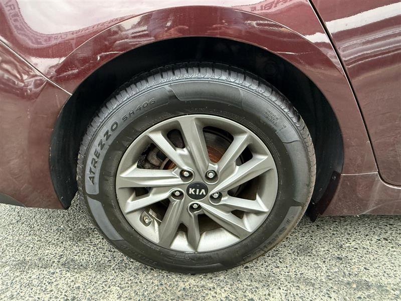 Used 2019 Kia Optima LX image 17