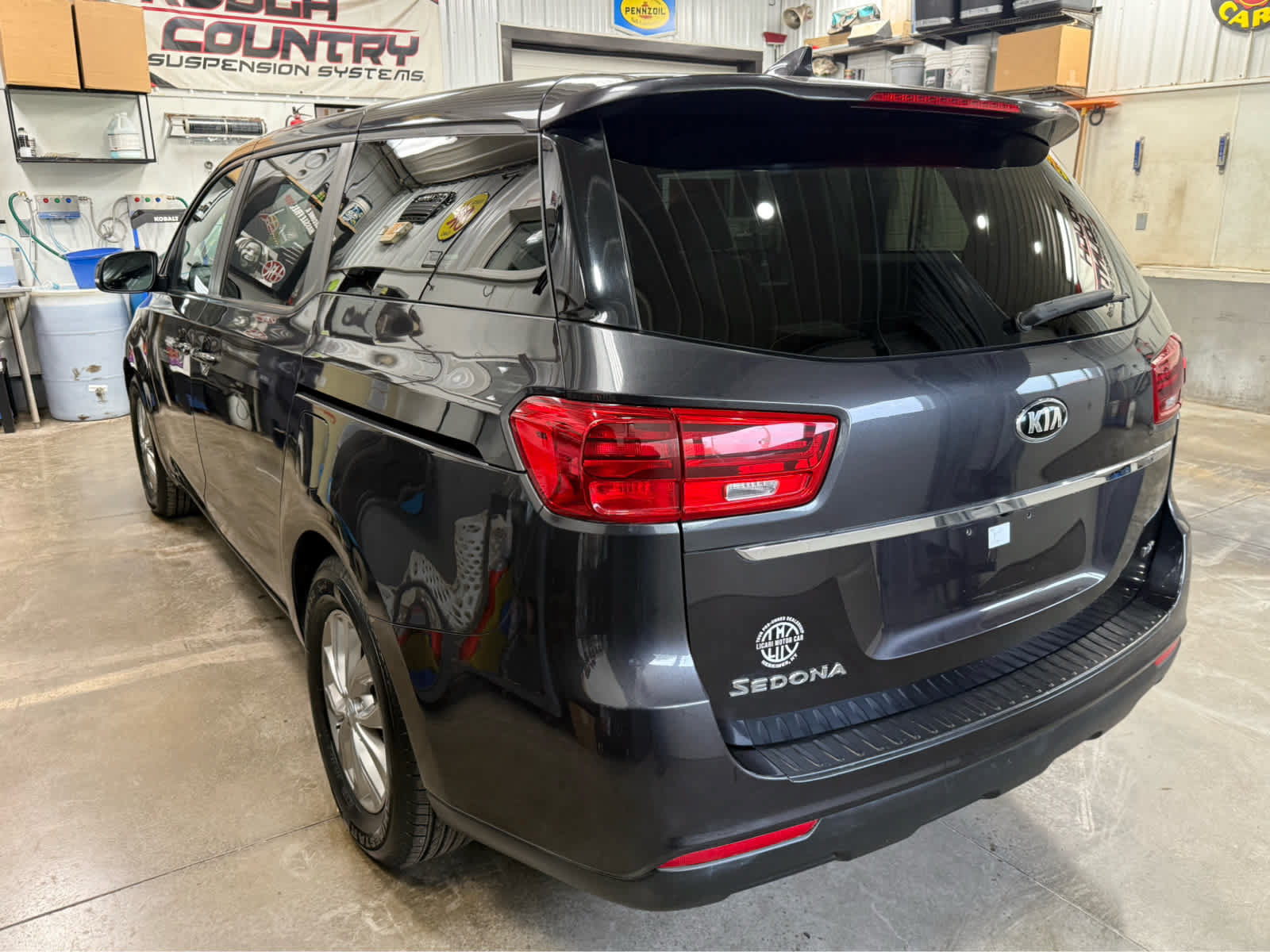 Used 2021 Kia Sedona LX FWD image 7