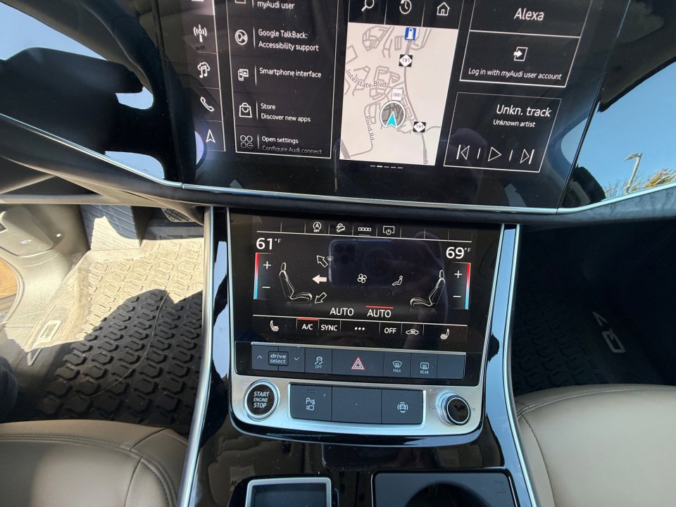 Used 2025 Audi Q7 2.0T Premium Plus w/ Premium Plus Package image 18