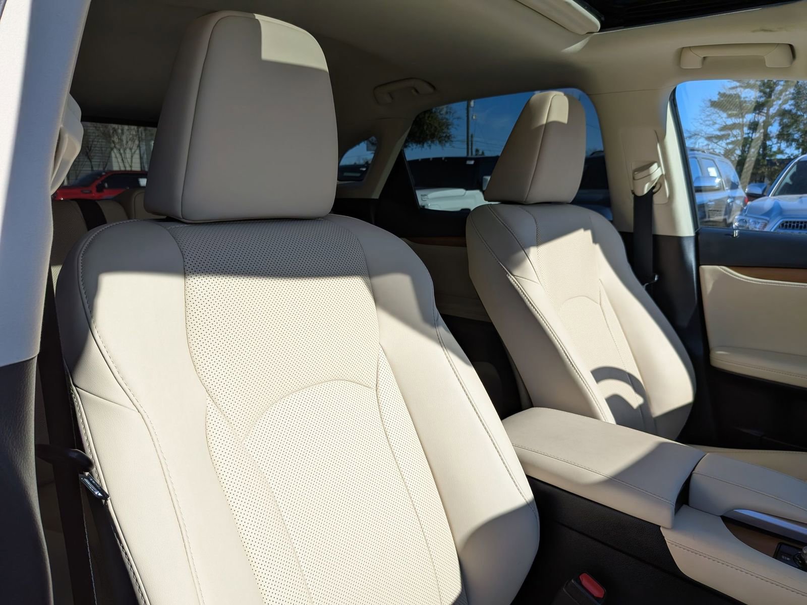 Used 2022 Lexus RX 350 FWD w/ Premium Package image 38