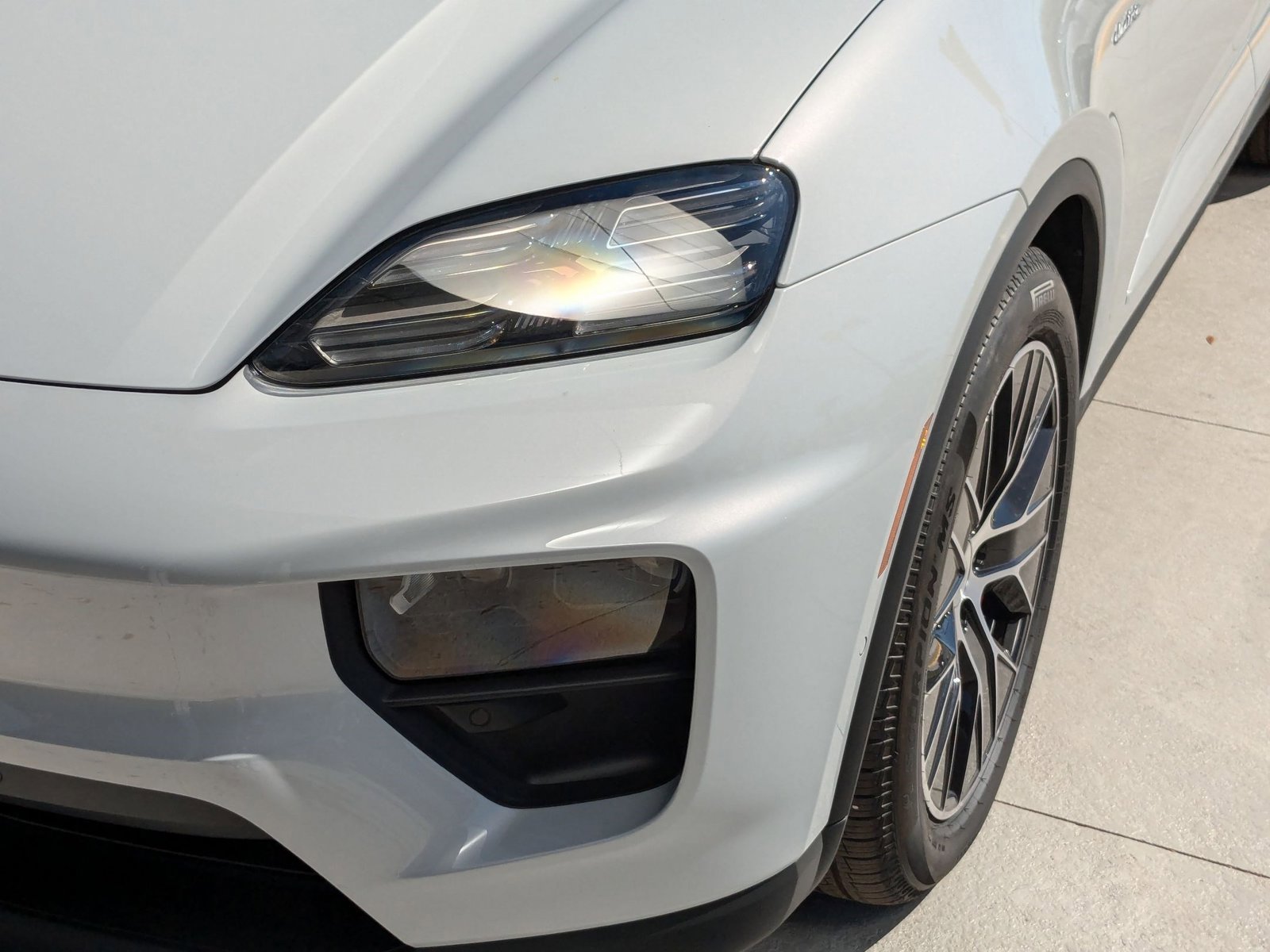 New 2025 Porsche Macan 4S Electric image 11