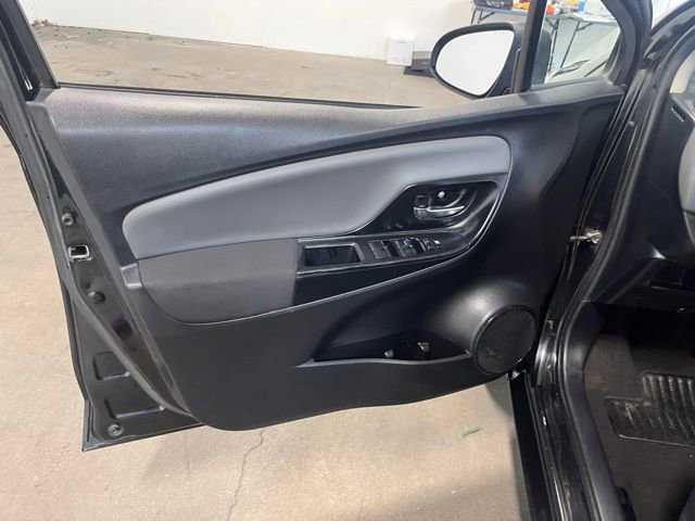 Used 2015 Toyota Yaris SE image 24