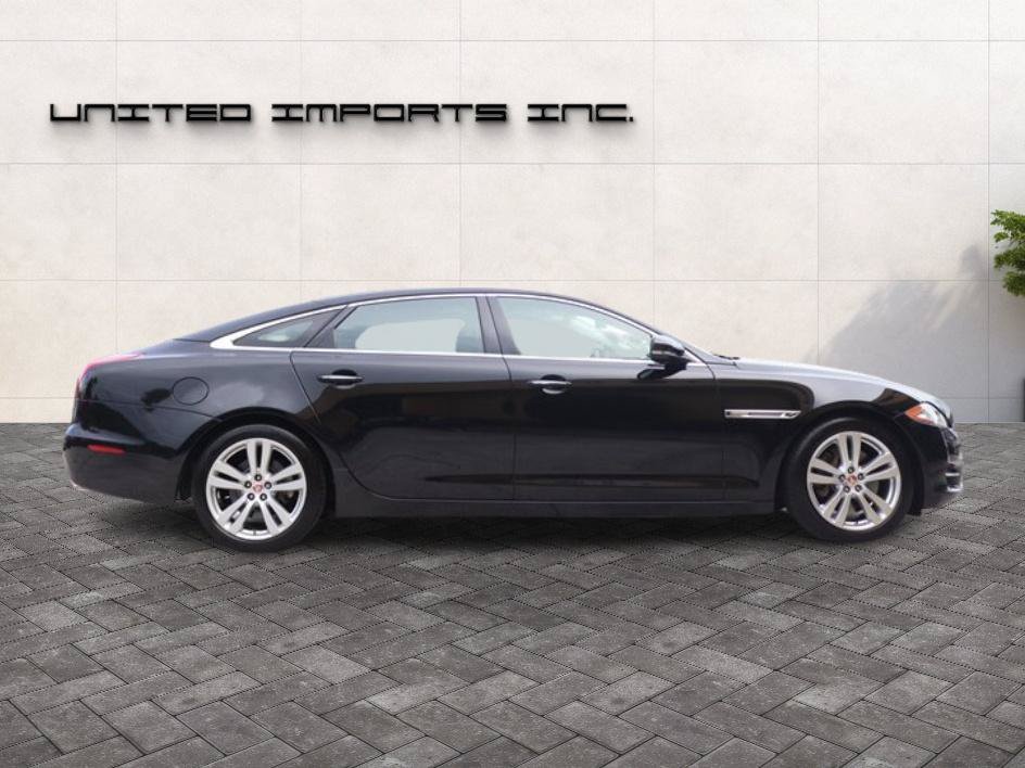 Used 2015 Jaguar XJ L Portfolio RWD image 8
